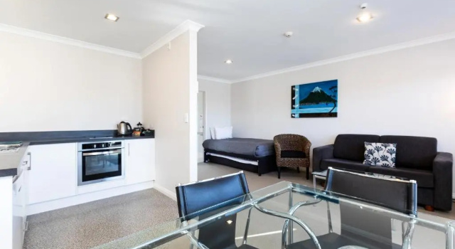 Апартаменты Deluxe Beach Street Motel Apartments