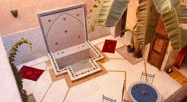 Номер Standard Riad Ineslisa