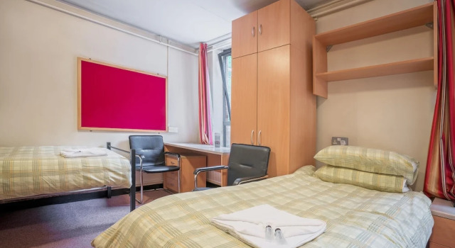 Трёхместный номер Standard LSE Rosebery Hall