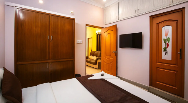 Smart Home service apartment by Stayz Royale