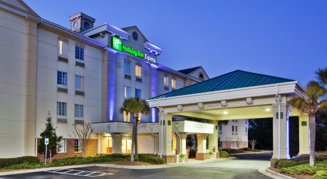 Holiday Inn Express Myrtle Beach-Broadway at the Beach by IHG