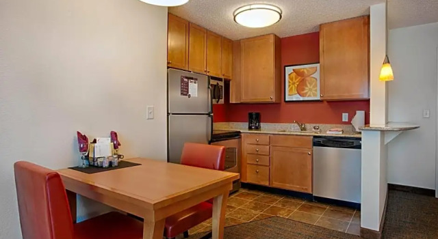 Четырёхместный люкс с 2 комнатами Residence Inn by Marriott Atlantic City Airport Egg Harbor Township