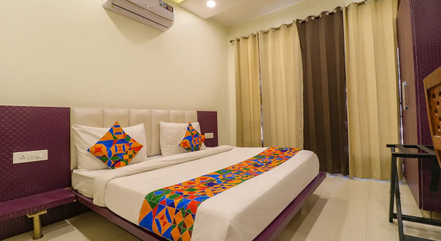 Номер Superior Super Collection O by OYO Railway Station Amritsar Formerly Golden Home