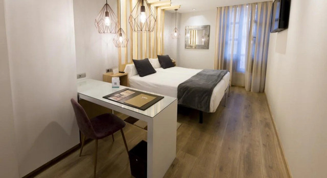 Hotel Fruela, Buchen Sie Hotel SPA-Hotels in Oviedo, SPA