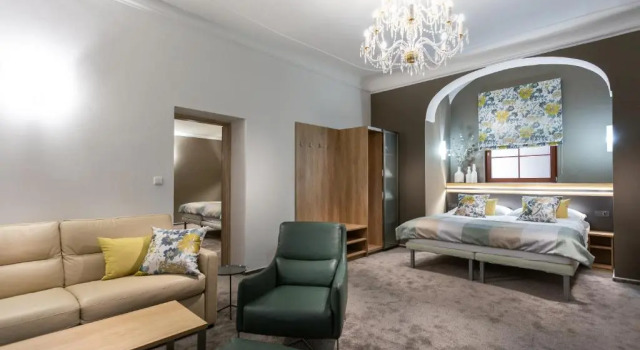 Апартаменты Superior Wine Wellness Hotel Amande Hustopeče