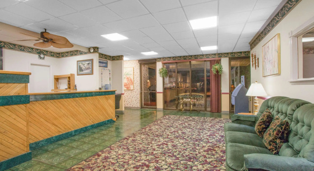 Super 8 by Wyndham Carlisle North