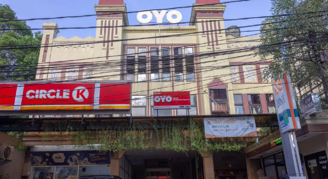 Audah Guesthouse Syariah RedPartner, Забронировать Отель Недорогие отели Джакарты, рядом с Торговый центр Epicentrum Walk, недорого
