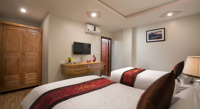 Golden Town Hotel