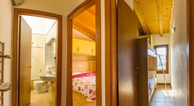 Residence Borgo Stella Marina, Забронировать Отель Отели Бибионе-Пинеда с парковкой, рядом с Долина Вальгранде, Парковка