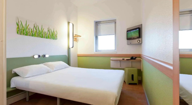 Двухместный номер Standard Ibis Budget Порто Гайя