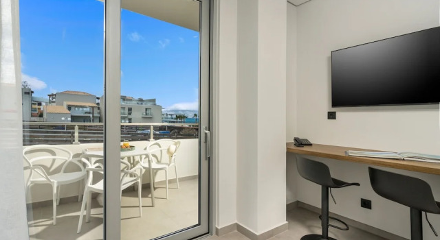 Номер Superior Ostrakon Suites