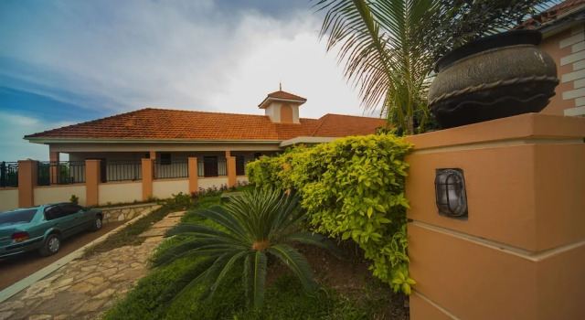 Hotspring Villas, Prenota Hotel Hotel a Kampala con parcheggio, Parcheggio