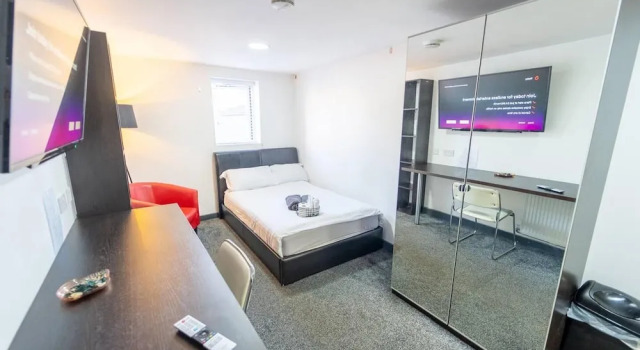 Студия Homely Studio Next to City Centre