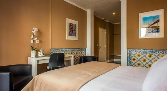 PH Downtown Suites