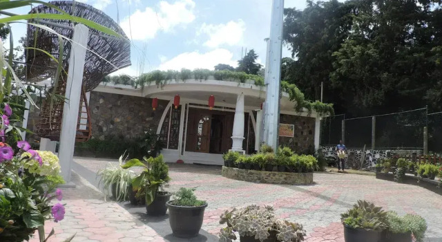 Вилла Luxury White Tower Villa  Sri Lanaka