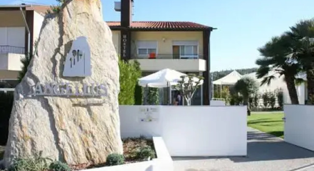 Angellus Hostel, Book Hostel / Vandrerhjem Hostels i Prata Coast, Hostel / Vandrerhjem