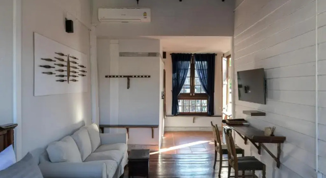 Полулюкс Velawarin Hotel