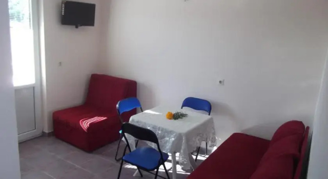 Apartments Jovan, Prenota Appartamento Hotel economici a Sutomore