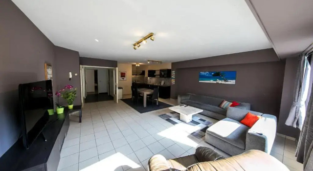 Апартаменты с 2 комнатами Renovated Apartment in Antwerp
