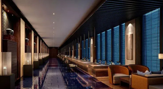 Jade Hotel