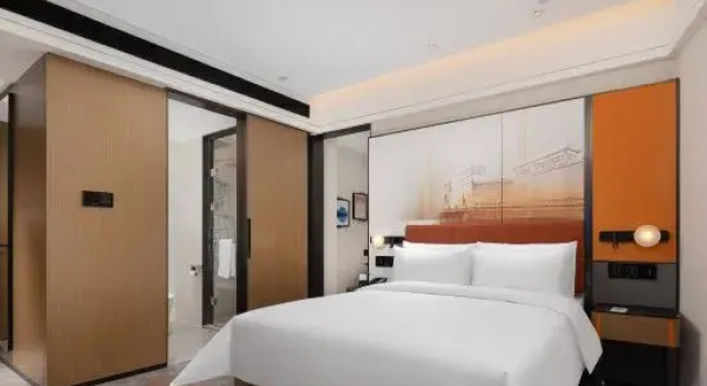 Двухместный номер Standard Hampton by Hilton Xi‘an South Gate City Wall