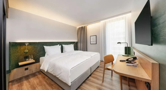 Номер Standard H+ Hotel Frankfurt Eschborn