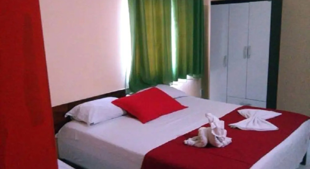 Nalu Beach Hotel