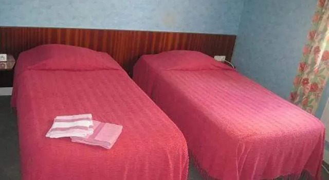 L'auberge De Saint Benoît, Buchen Sie Hotel Saint-Benoît-sur-Seine 