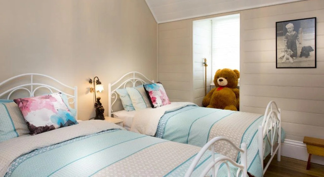 Arcoona Manor, Book Hotel Deloraine Tasmania
