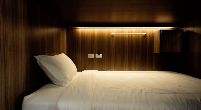 KhunLuang Hostel - Adults Only