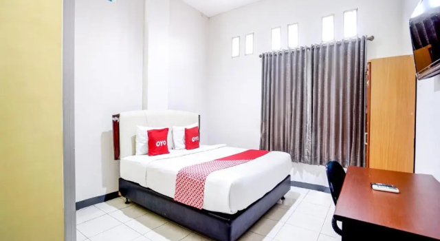 Deluxe chambre OYO Flagship 90890 Bratang Gede Residence