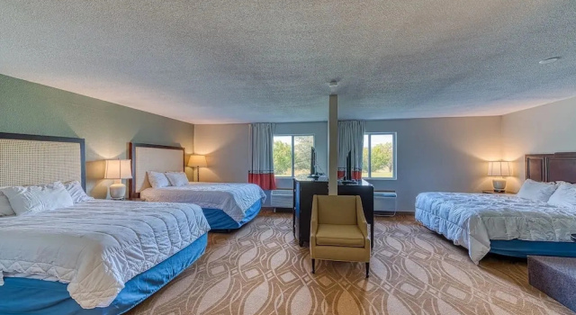Номер Deluxe American Inn & suites