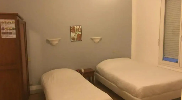 Двухместный номер Standard Hotel Des Couronnes Chateaudun