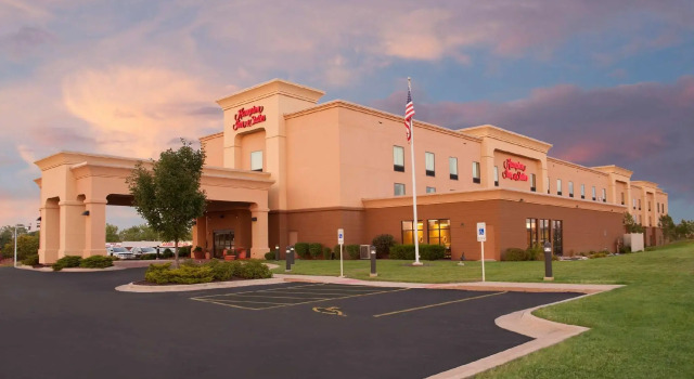 Номер Standard Hampton Inn & Suites Moline-Quad City Intl Aprt
