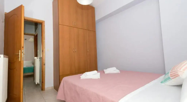 Georgia's Central apt KIM2, Забронировать Отель Ханья периферийная единица Ханья, рядом с Муниципальный рынок Ханьи