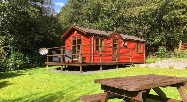 Двухместный номер Deluxe с видом на реку Rashfield Sheilings - Romantic Riverside Lodges near Dunoon & Pucks Glen