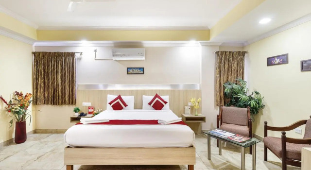 Hotel Royal Opera
