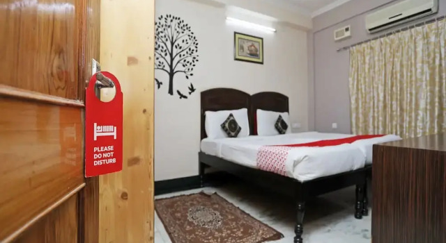 RS Corporate Guest House, Varaa Matkakoti Hotellit Bhubaneswar aamiaisella, Aamiainen