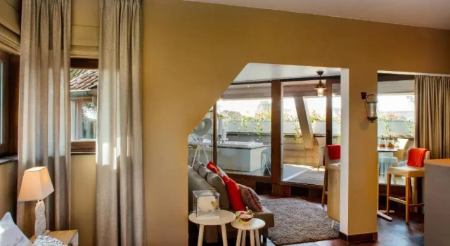 Полулюкс Charmehotel Manoir Ogygia