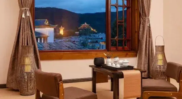 Люкс Shangri La Manxin Yunshui Bieyuan Inn