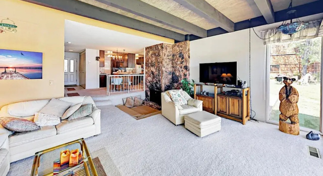 336al238 3 Bedrooms 2.5 Bathrooms Condo