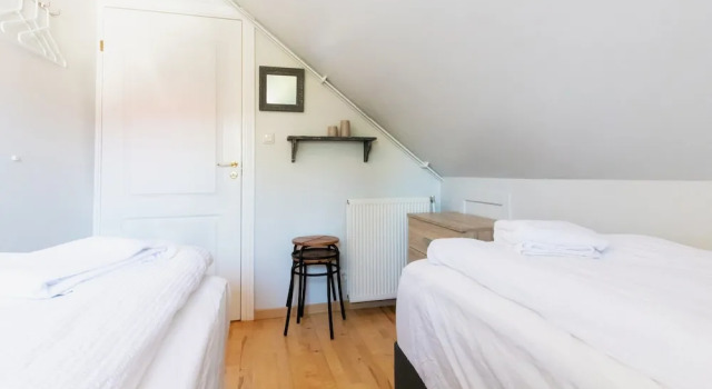 Apartment F11