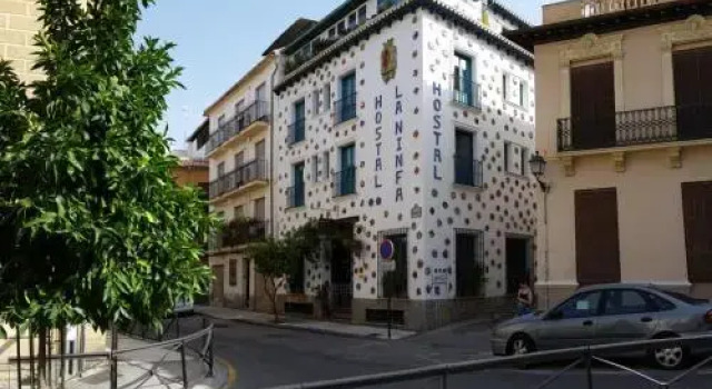 Hostal La Ninfa, Varaa Hotelli Granadan keskusta 