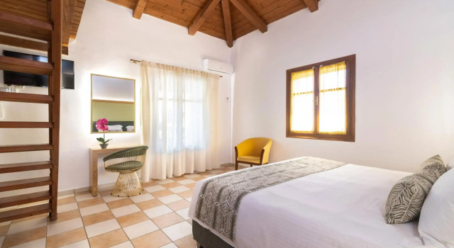 Sea View Village - Studios & Apartments