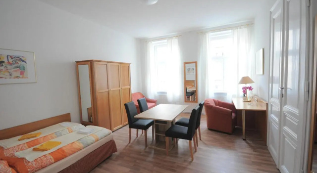 Ferienwohnung Schloessel 10, Забронировать Отель Вена Австрия, рядом с Шоттентор