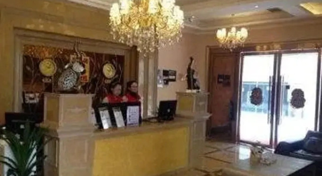 Super 8 Hotel Chongqing LongTouSi North Railway Station, Забронировать Отель Чунцин Chongqing Area