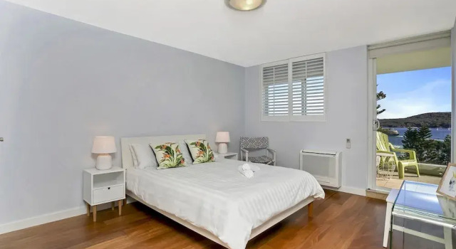 Beautiful 2 Bedroom Apartment Overlooking Manly Wharf - MAN29