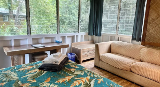 Hawaiian Sanctuary Eco Retreat Center, Buchen Sie Bed & Breakfast Pahoa 