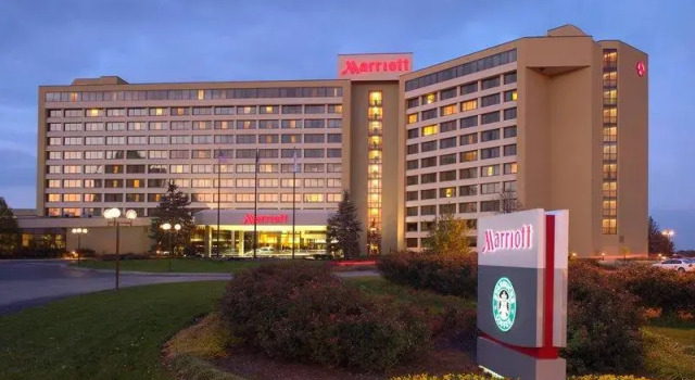 Двухместный люкс Executive c 1 комнатой Marriott Kansas City Overland Park