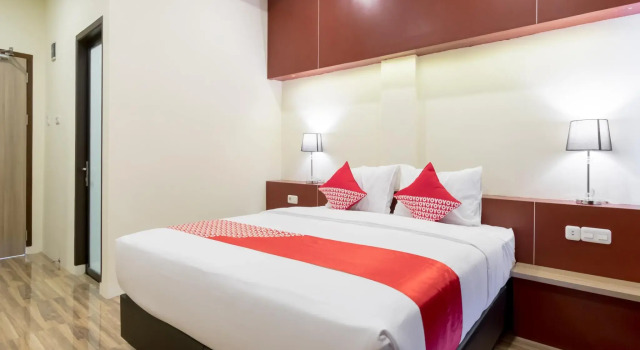 Люкс OYO 727 Merlion Hotel